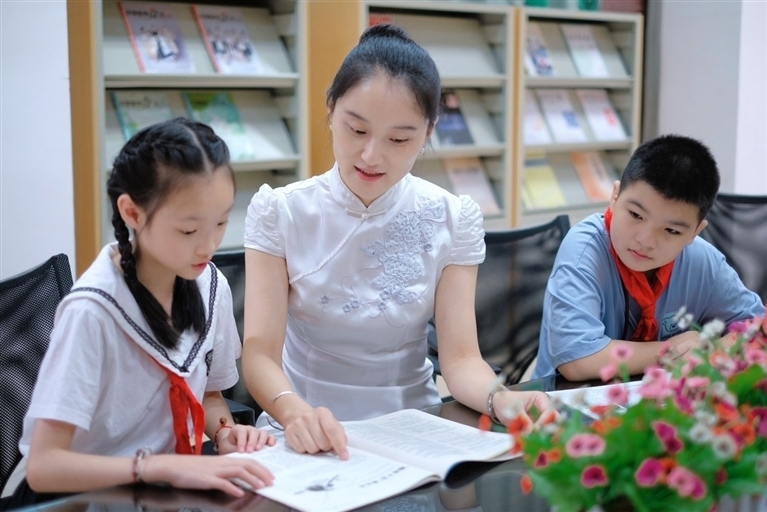 鏂伴灏忓鏁欒偛闆嗗洟,娴欐睙鏂伴灏忓鏁欒偛闆嗗洟