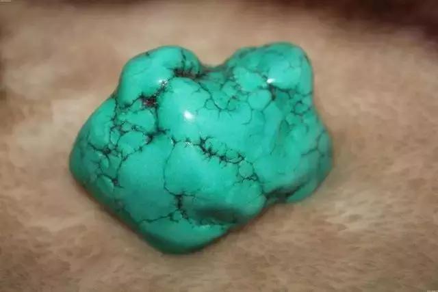 玉石的种类及鉴定标准图片,玉石的分类及鉴别图片