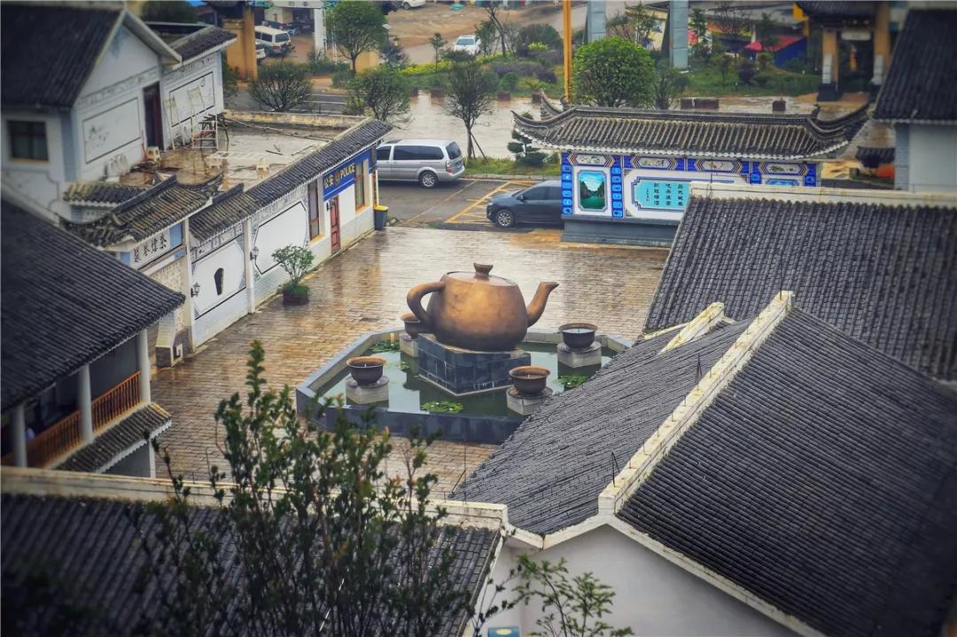 经过扶贫改造后乡村大变样,脱贫攻坚乡村旧貌