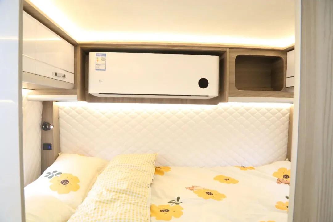 新飞上汽跃进h300旗舰房车多少钱,新飞轻卡房车最新款