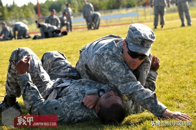 鎴樼敳杞伴福,鎴樼敳鎴樻枟鐗囨