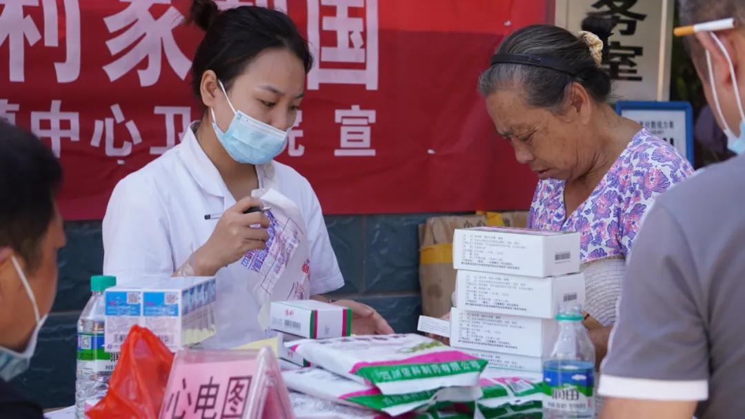 江西省乐平天湖医院（乐平第二医院）开展大型义诊活动