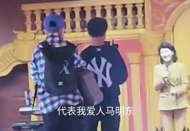 闫学晶赵本山闹翻了吗,29岁闫学晶被赵本山捧红