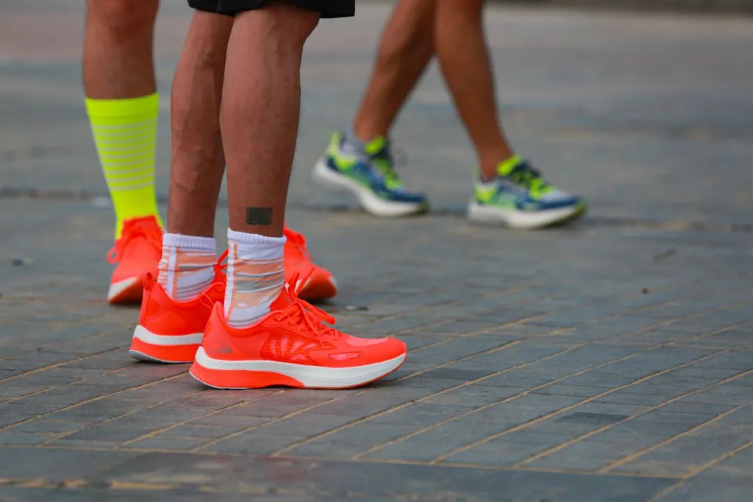 跑鞋鞋面科技不完全盘点,上脚后的舒适和贴合感由它们保障