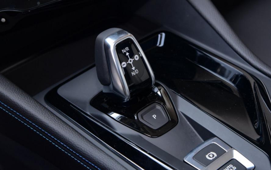 20万最值得买的suvcrv,CRV在售车型哪款最值得入手