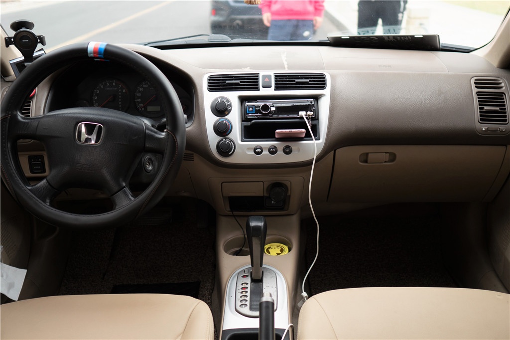 这台思域当年售价比雅阁还贵，如今车友为情怀将其收入囊中