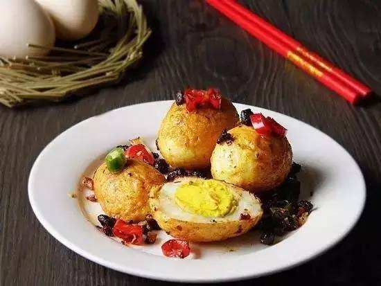 吃了十几年鸡蛋才知道对鸡蛋过敏,吃了这么多年的鸡没营养