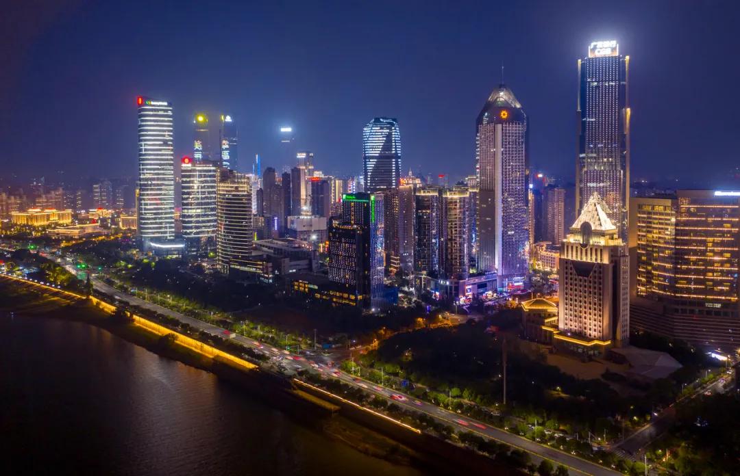 南昌是不是很好玩,南昌这个城市还值得去吗