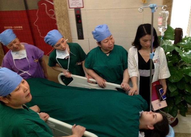 临产前除了见红破水还有哪些征兆,临产前破水怎么处理