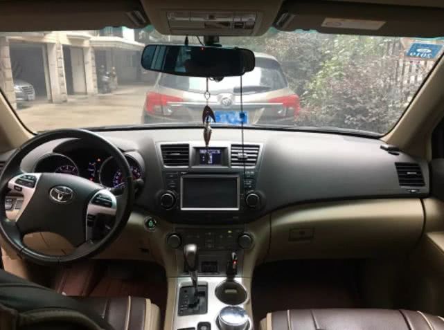 湖南12款丰田汉兰达豪华版,试驾12款丰田汉兰达动力