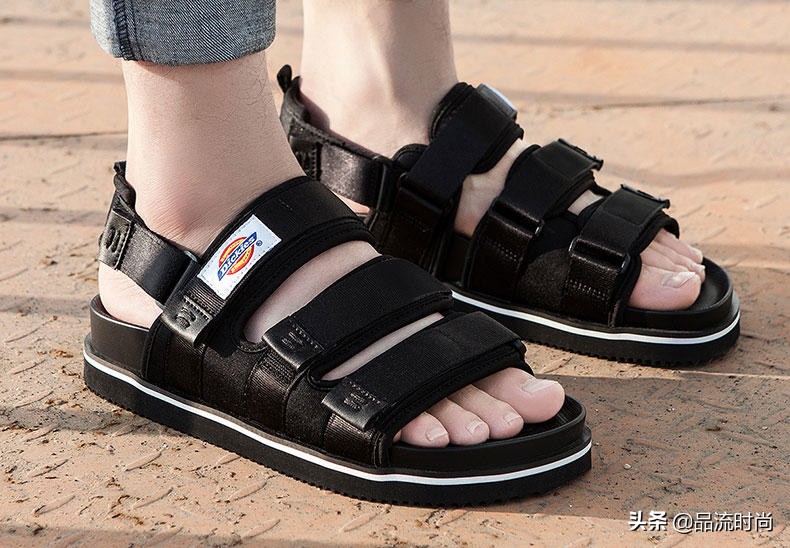 什么凉鞋穿着最舒服不臭脚,夏天怎么挑选凉鞋不臭脚