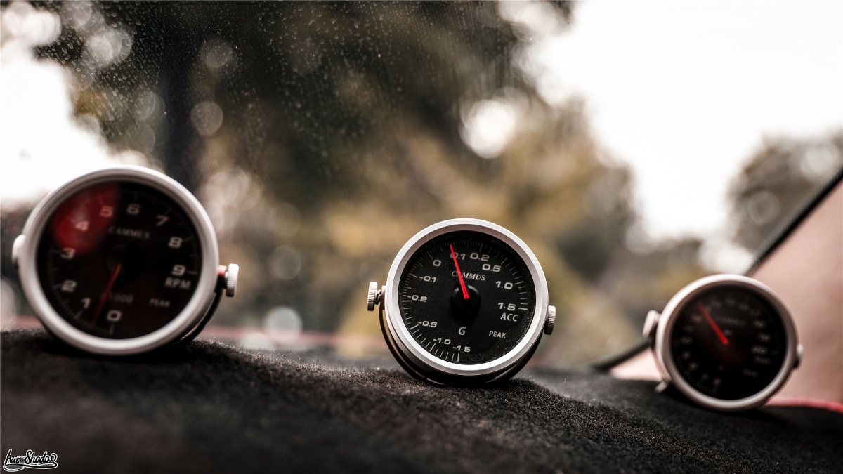 花15万买辆车,花5万买一辆宝马再加5万改装一下