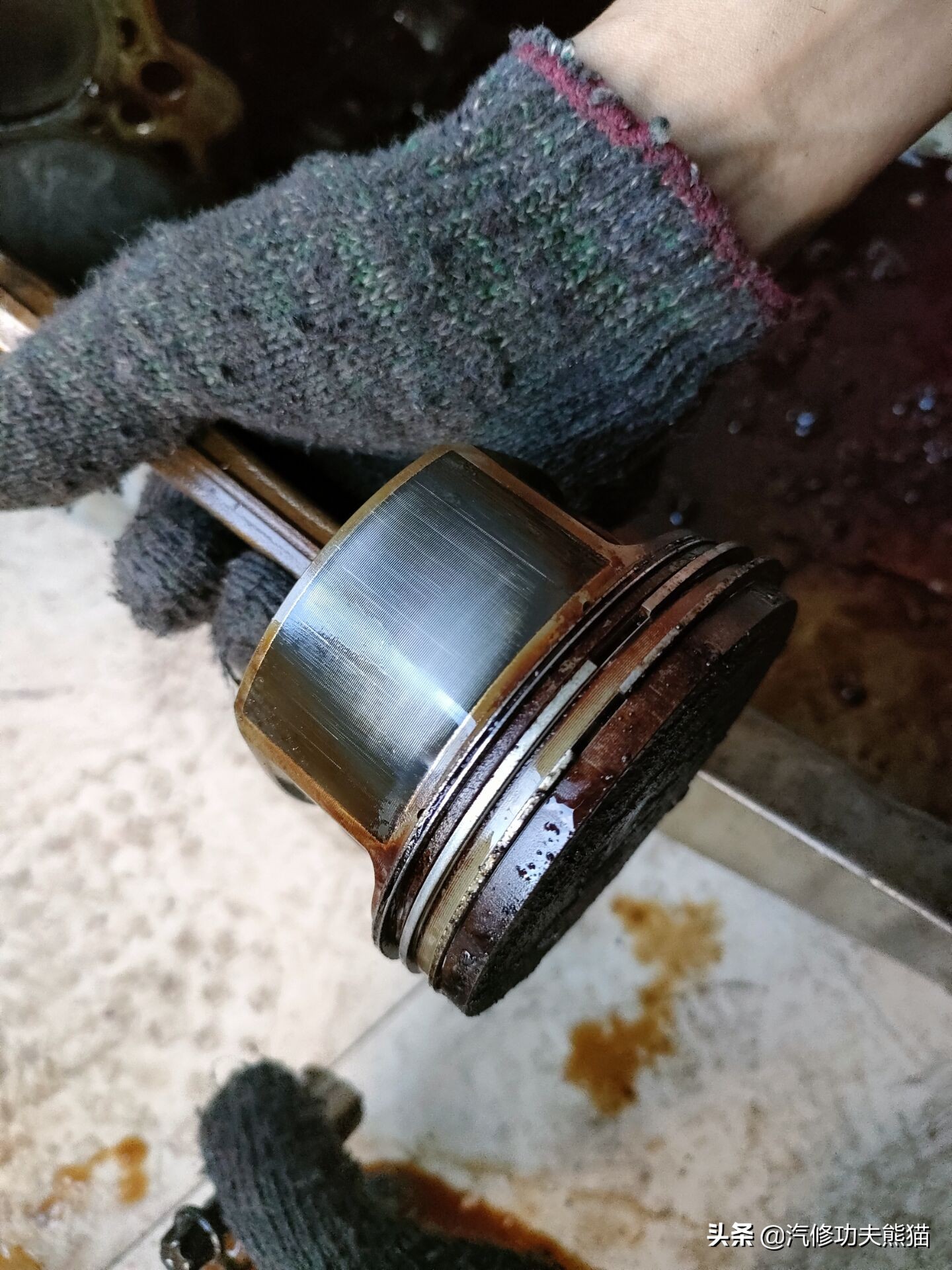 2003年老奥迪a6,2012年奥迪a6经典