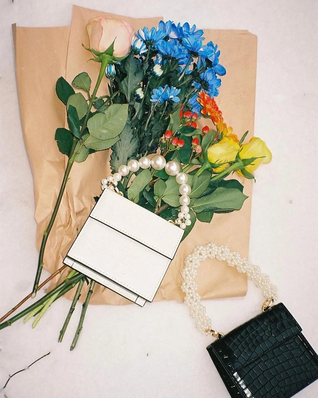 除了优雅贵气,珍珠还能休闲、叛逆、又嘻哈?