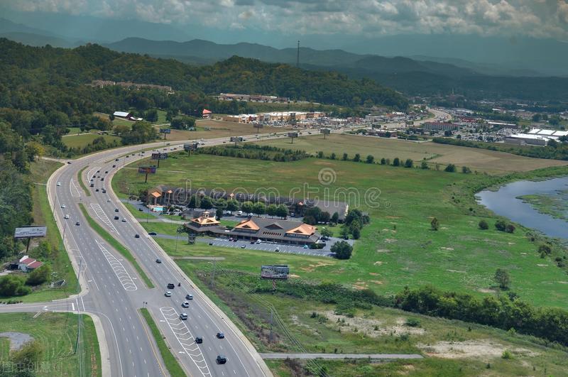 旅游公路景观设计原则,公路景观绿化设计