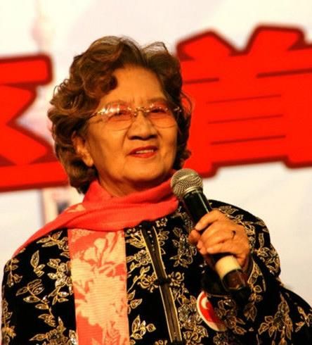 囧妈徐峥黄梅莹开启母子治愈之旅,黄梅莹演囧妈片酬