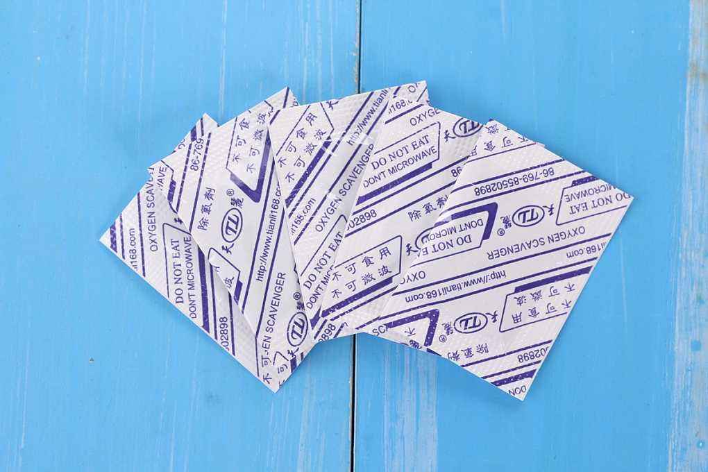 水表进水看不见数字了怎么办,水表进水读数看不清