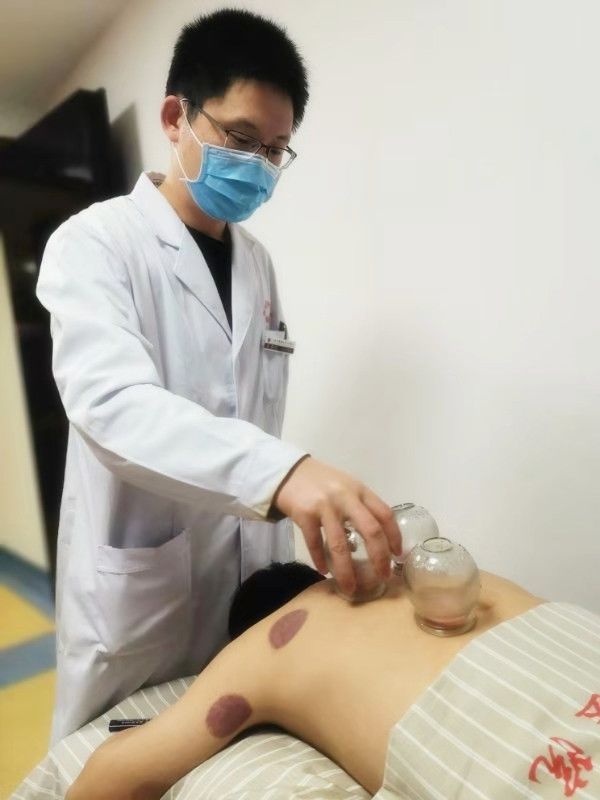 冬天手脚冰凉只需一招,手脚冰凉又怕热是怎么回事