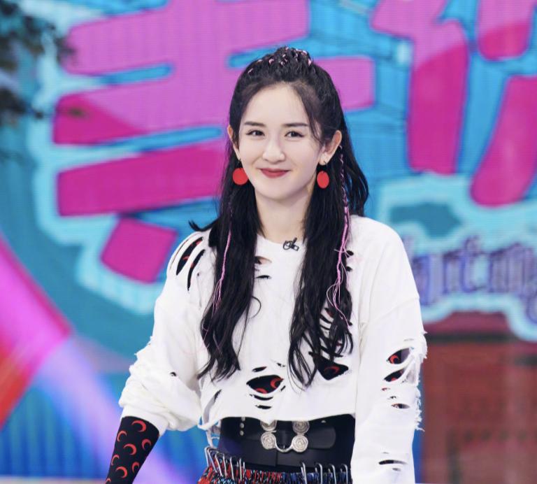 谢娜半个冰箱都是母乳！娱乐圈5位“背奶妈妈”，证明母爱真伟大