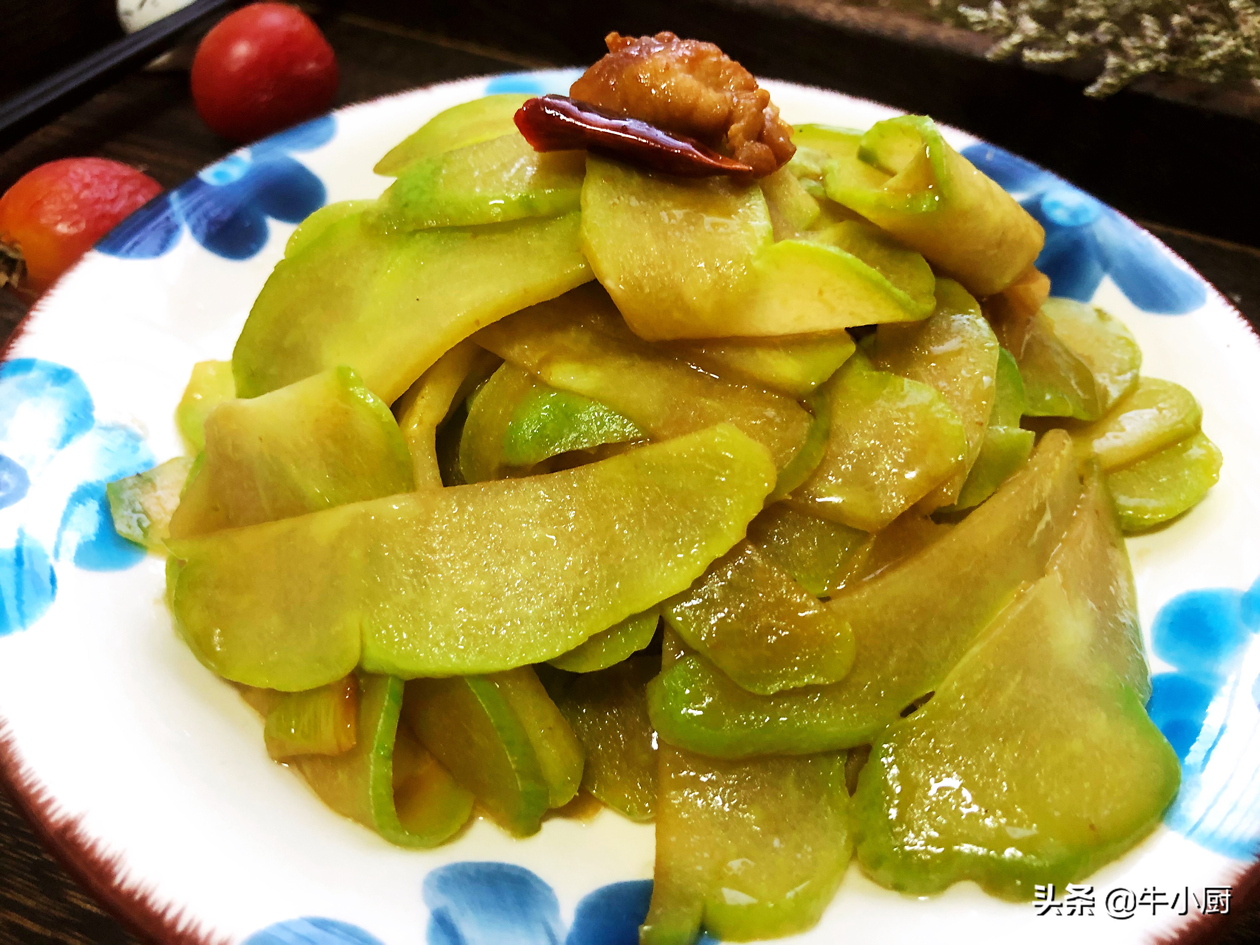 秋天这瓜刚刚上市，我一买就是10斤，耐贮存，多吃能增强抵抗力