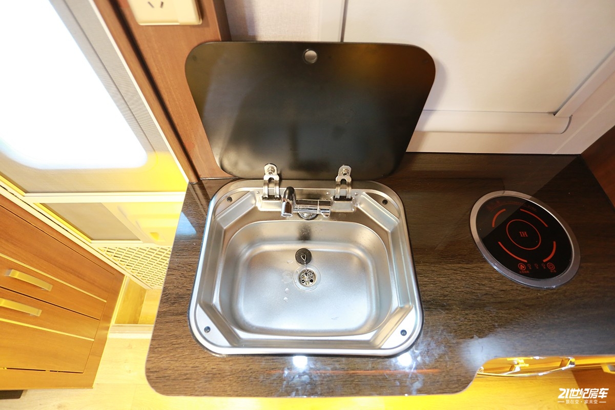 轻卡房车30万内,跃进轻卡房车最新款