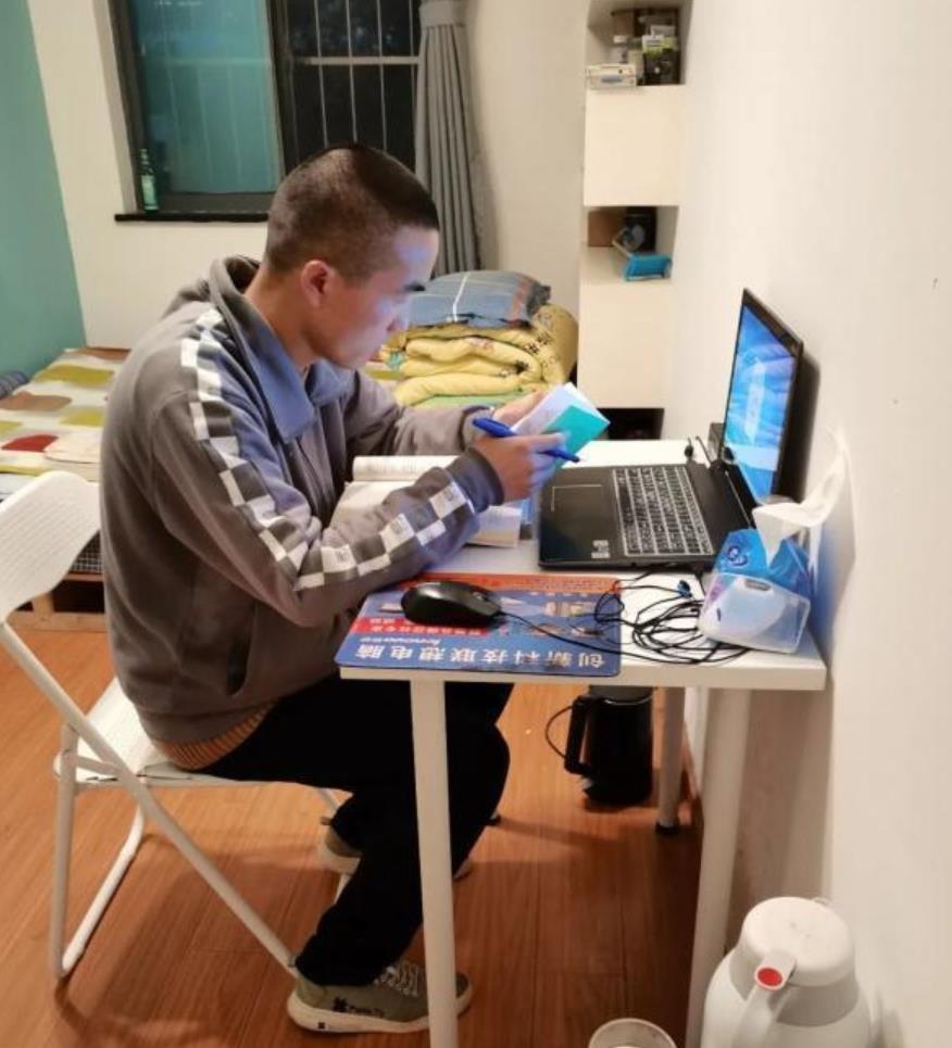 一协管员考上厦大研究生,武汉一城管协管员考上厦大研究生