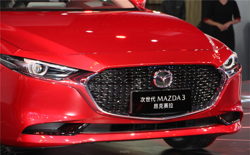 全新马自达3上市售价11.59-16.89万,加配又加长,与思域正面刚
