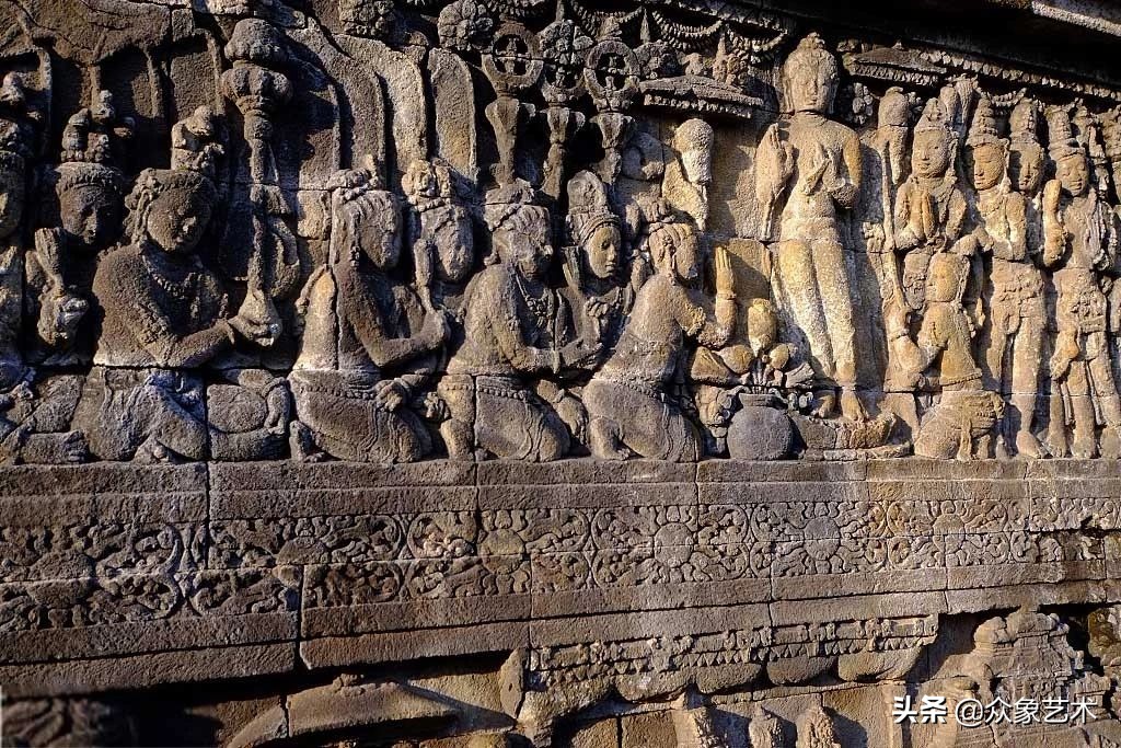 世界最大的佛寺在哪里,婆罗浮屠塔附近寺庙