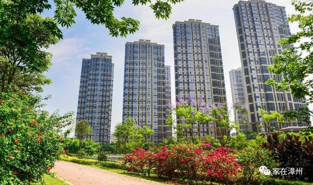 北京买房考虑学区还是自住,适合外地人买的学区自住房