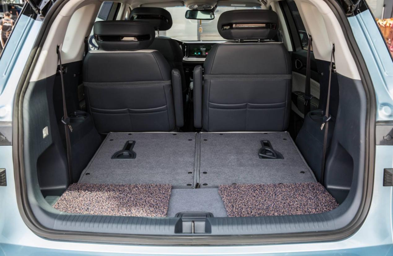 车用魔术车,10万块左右有魔术座椅的车