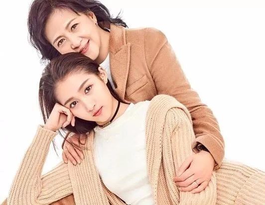 亲妈嫌弃儿子长得丑,亲妈嫌弃自己长得丑