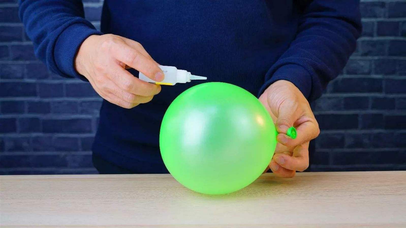 502胶水和塑料专用胶哪个好,502胶水和万能胶哪个更持久