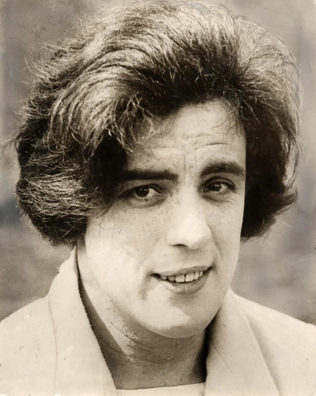 男性参加女性比赛夺冠,男人参加女子比赛