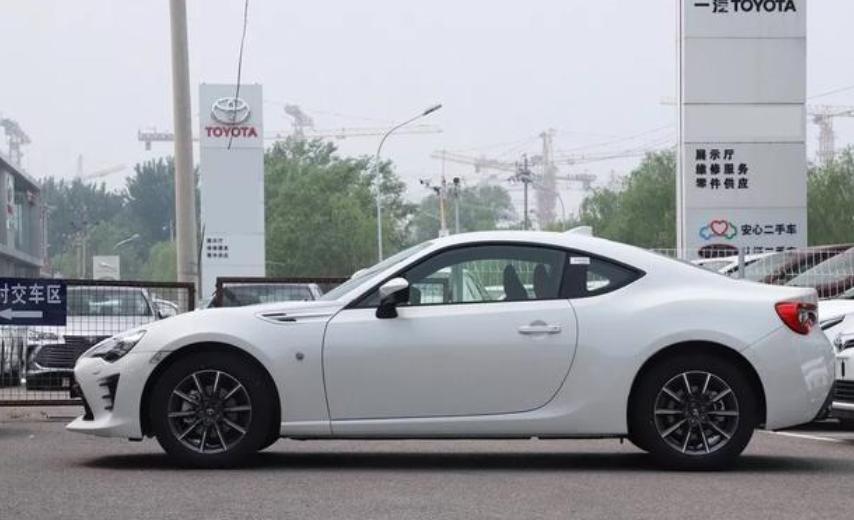 涓扮敯瓒呰窇86,涓扮敯86瓒呰窇