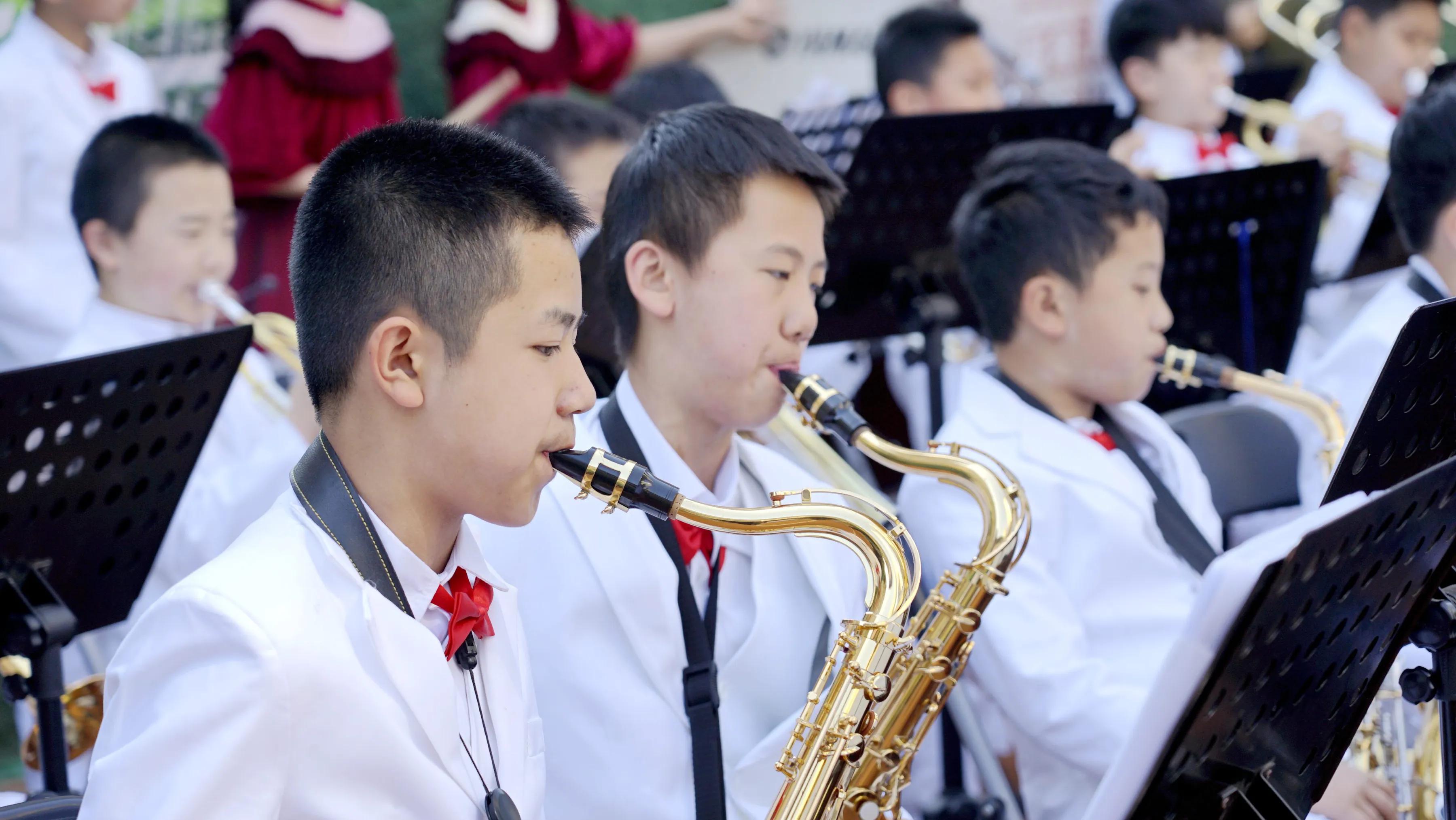 世界读书日公众号小学,世界读书日小学生读书会分享