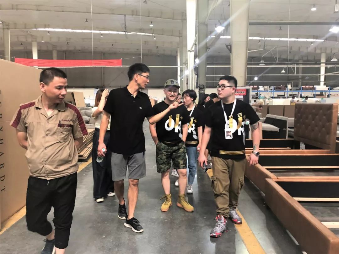 家具卖场内幕,红星美凯龙家具代工厂