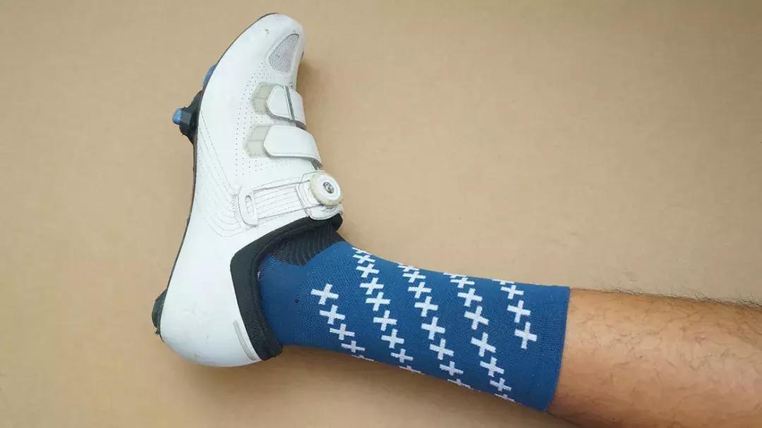 名不见经传的国货老品牌,dh夏季运动吸汗速干压缩骑行袜