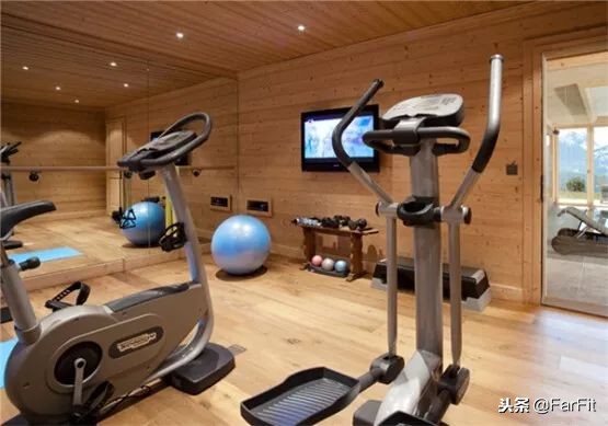 如何正确使用椭圆机锻炼,椭圆机怎么锻炼对减脂有帮助