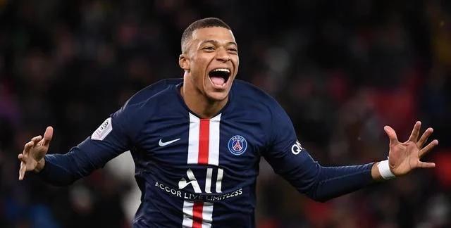 哈兰德莱万中锋,排名第一莱万