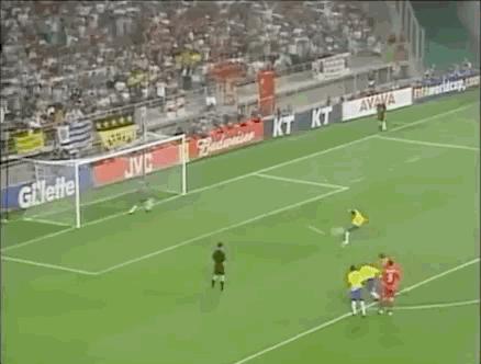 巴西队史十大巨星,巴西十大童颜巨星