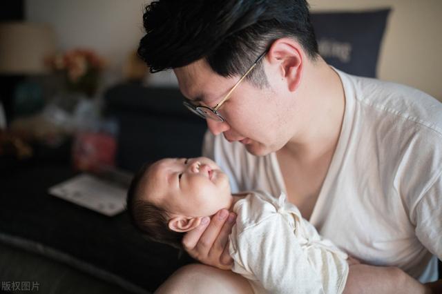 宝宝老是闹觉是怎么回事,宝宝闹觉的原因及解决办法