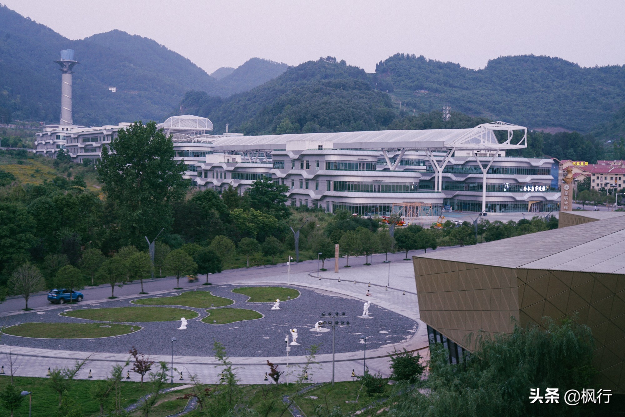 贵州荔波吃什么比较有特色,贵州旅游吃当地美食