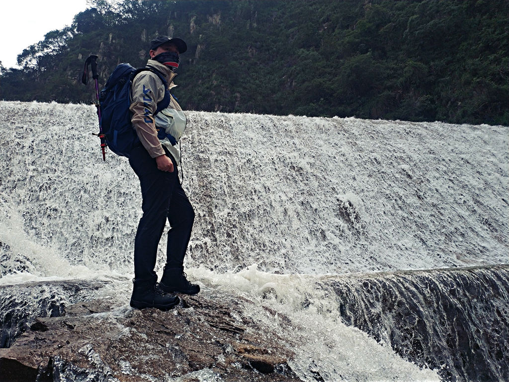 遨游仕登山鞋测评,遨游仕T1全地形鞋