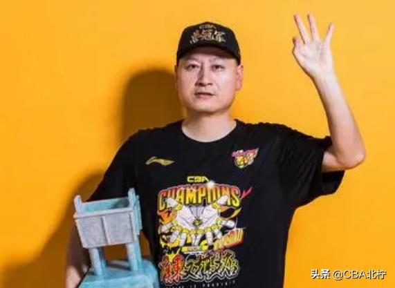 CBA三消息：北控签下国奥小将，山东新兵成旗手，李春江力邀强援