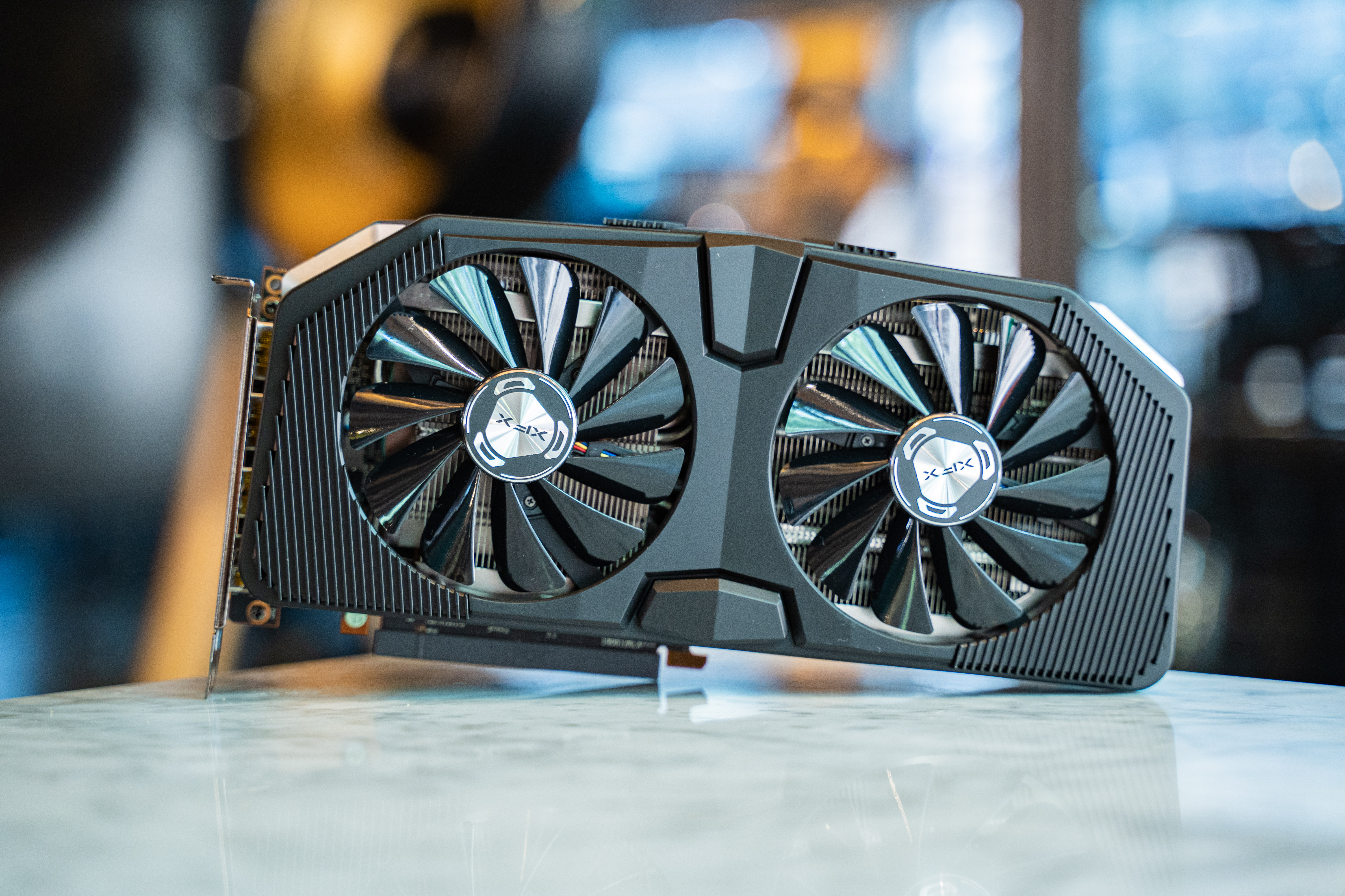 讯景xfxrx5908g黑狼版,xfx讯景rx5708g黑狼版