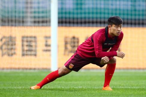 何超仪c罗,何超为什么能被里皮看中