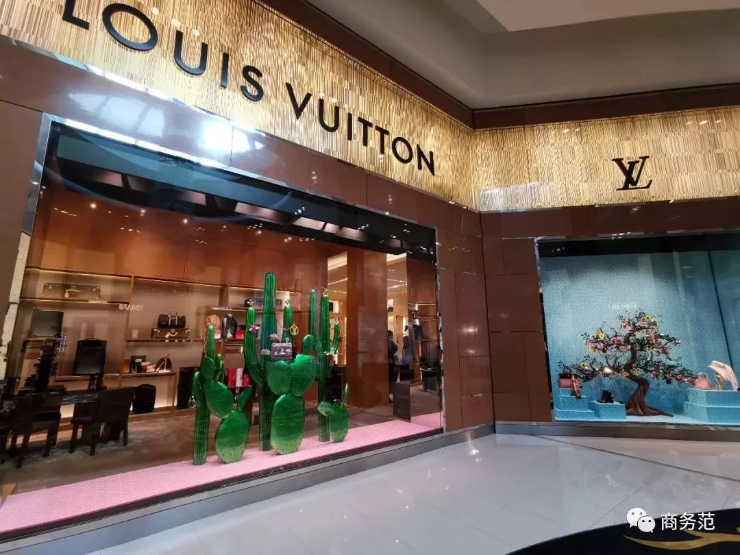 lv是奢侈品里的低端吗,lv是硬通货嘛