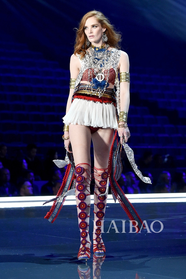 维多利亚的秘密内衣几年举办一次,维多利亚的秘密内衣真的送货柜吗