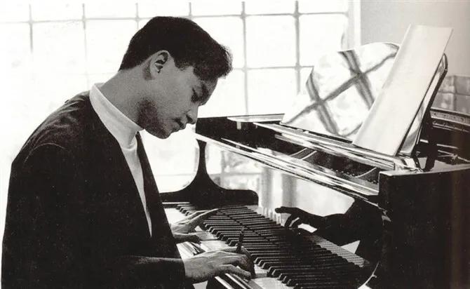 张国荣：作为自我性欲的明星