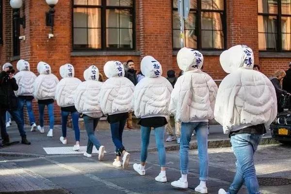 国潮风阿迪,国潮卫阿迪达斯